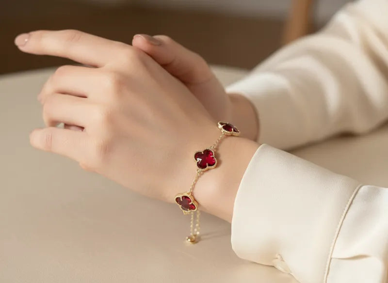 14K RED CRYSTAL CLOVER BRACELET GT-08890008
