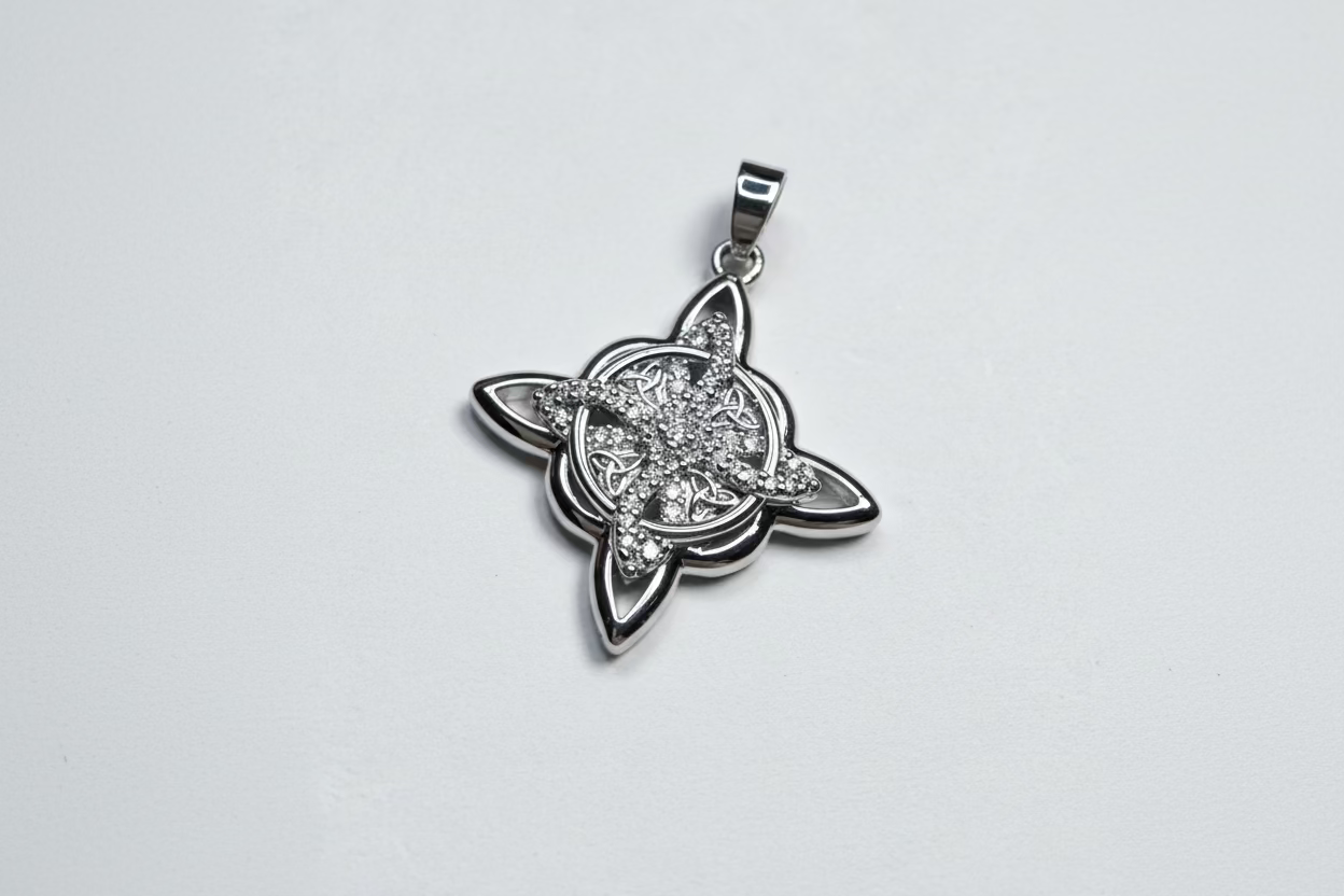 WHG WITCH KNOT PENDANT