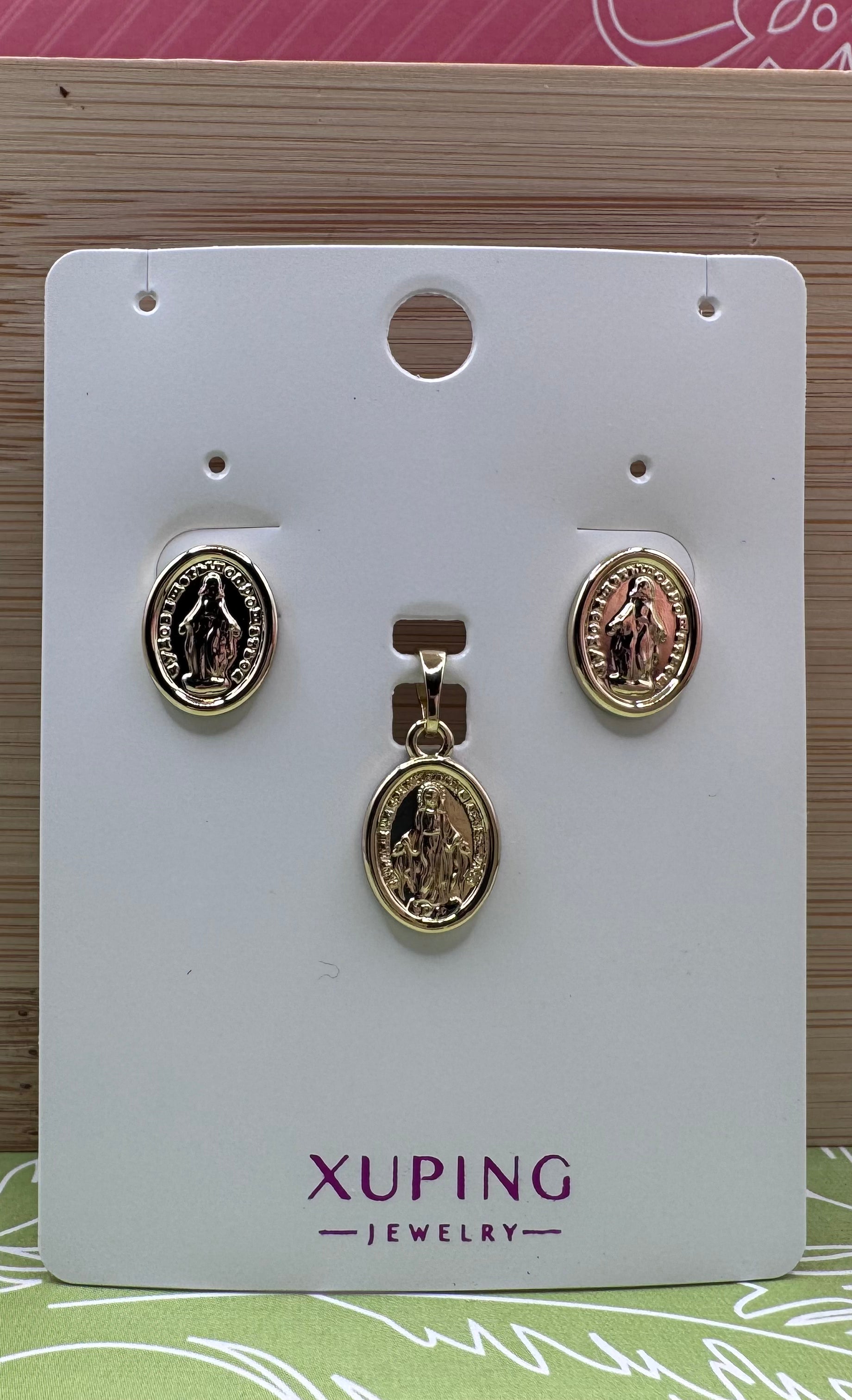 14k Virgen Mary Set 2017-930