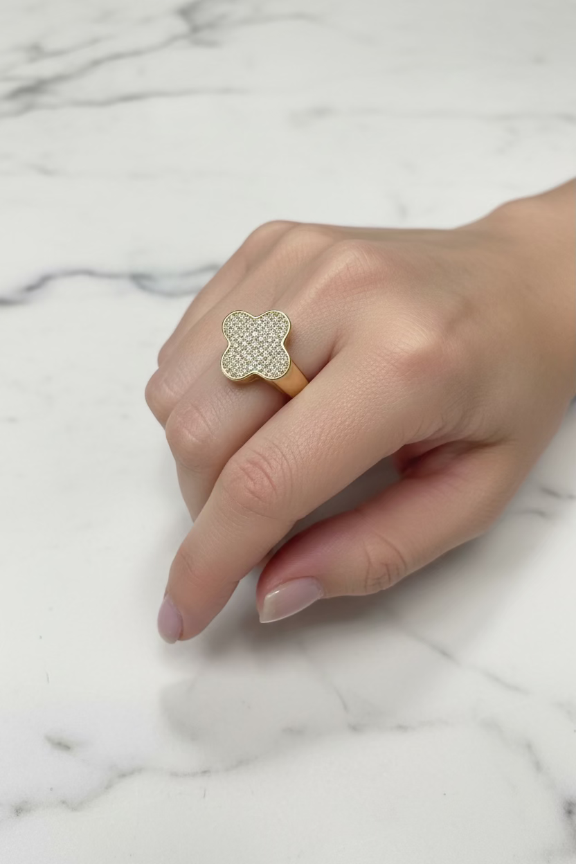 14K CLEAR CLOVER RING