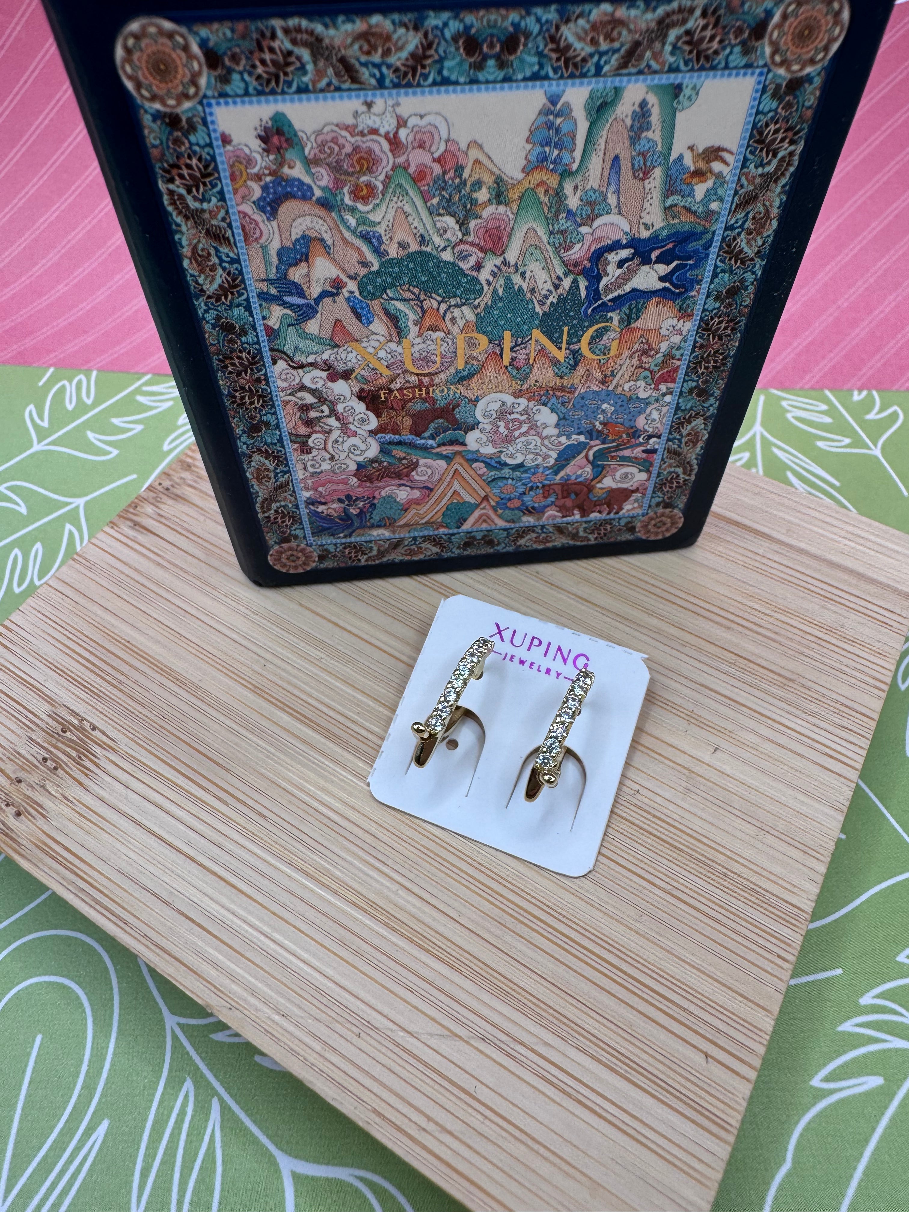 14k Huggie TEYX-7270