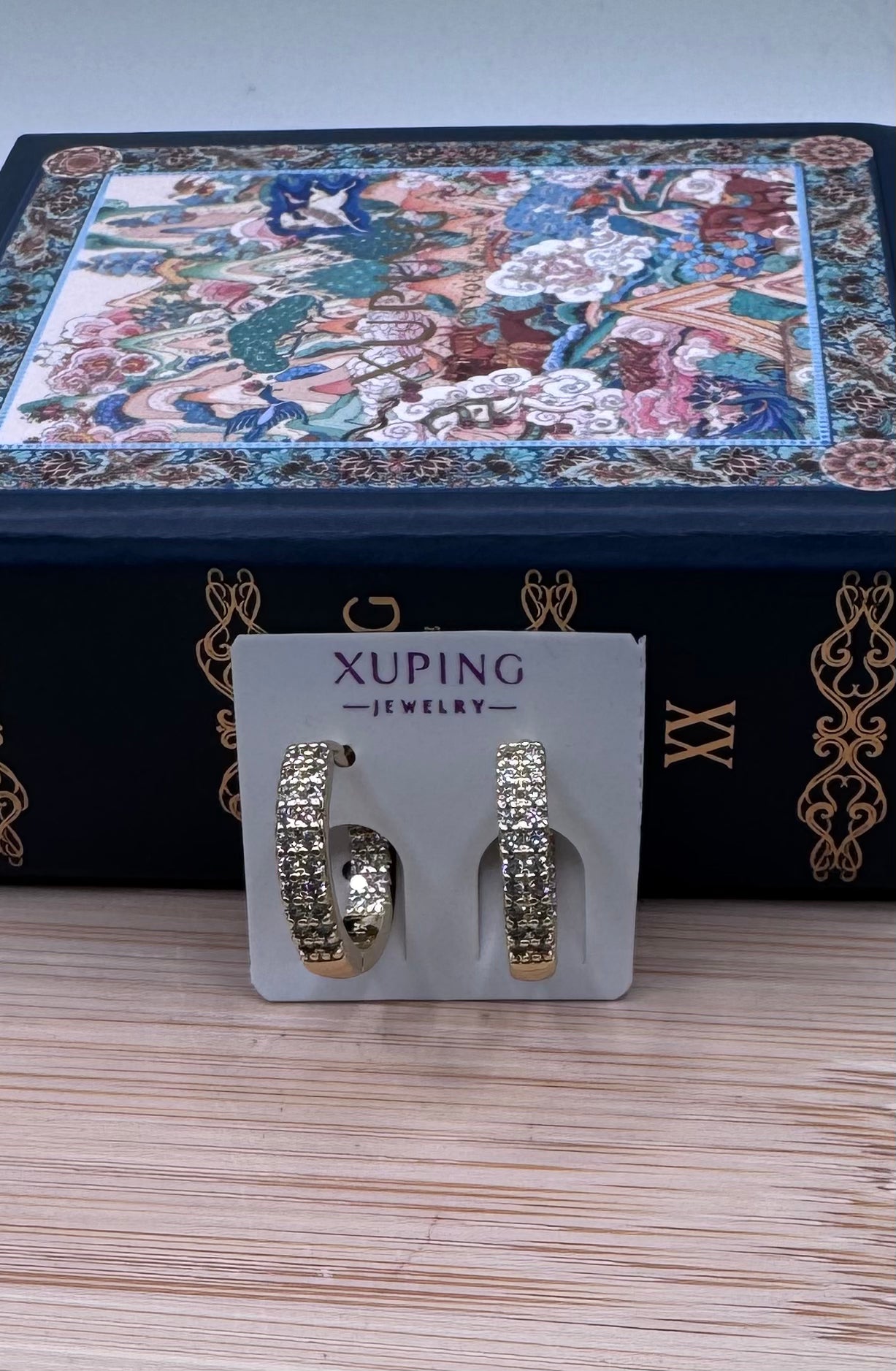 14K BLING HUGGIE EARRING X001112015