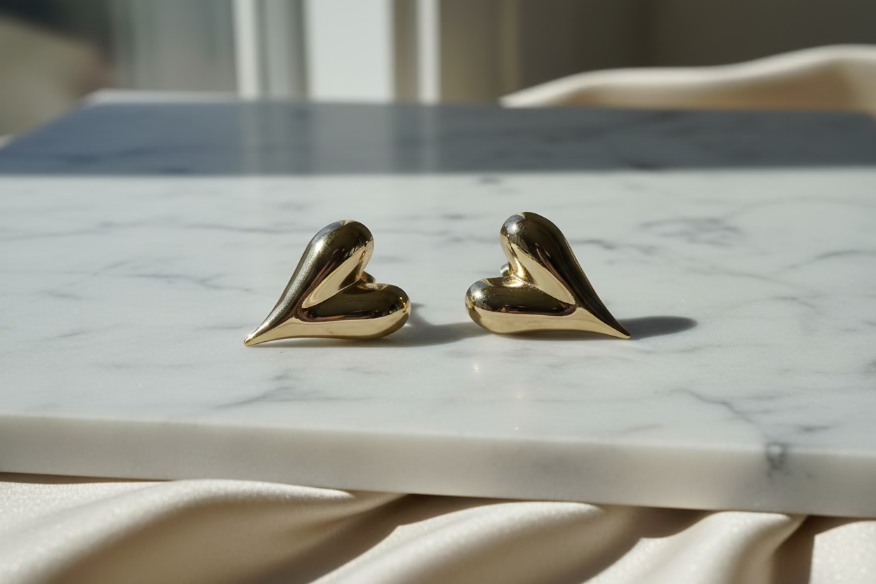 14K HEART SHAPE STUD EARRING R-19430001