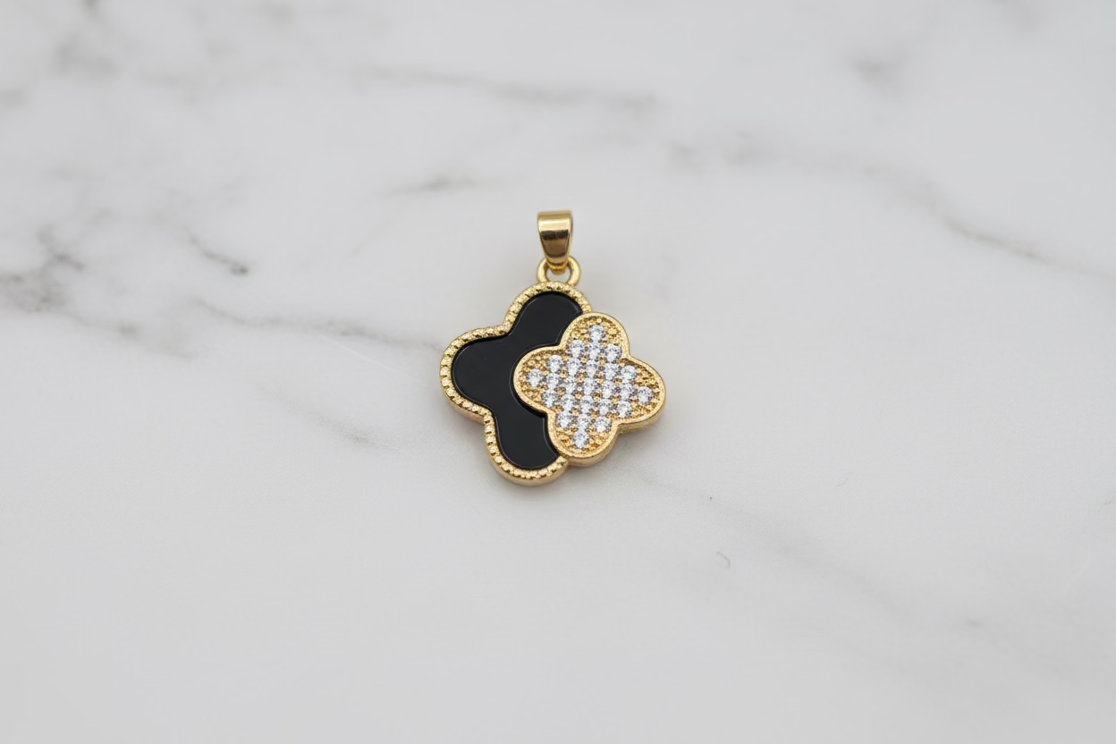 14KK BLACK CLOVER PENDANT