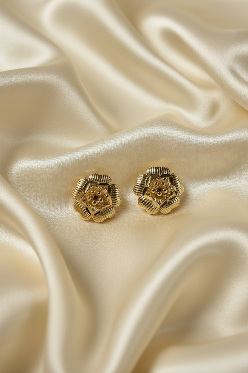14K FLOWER STUD EARRING X001134407