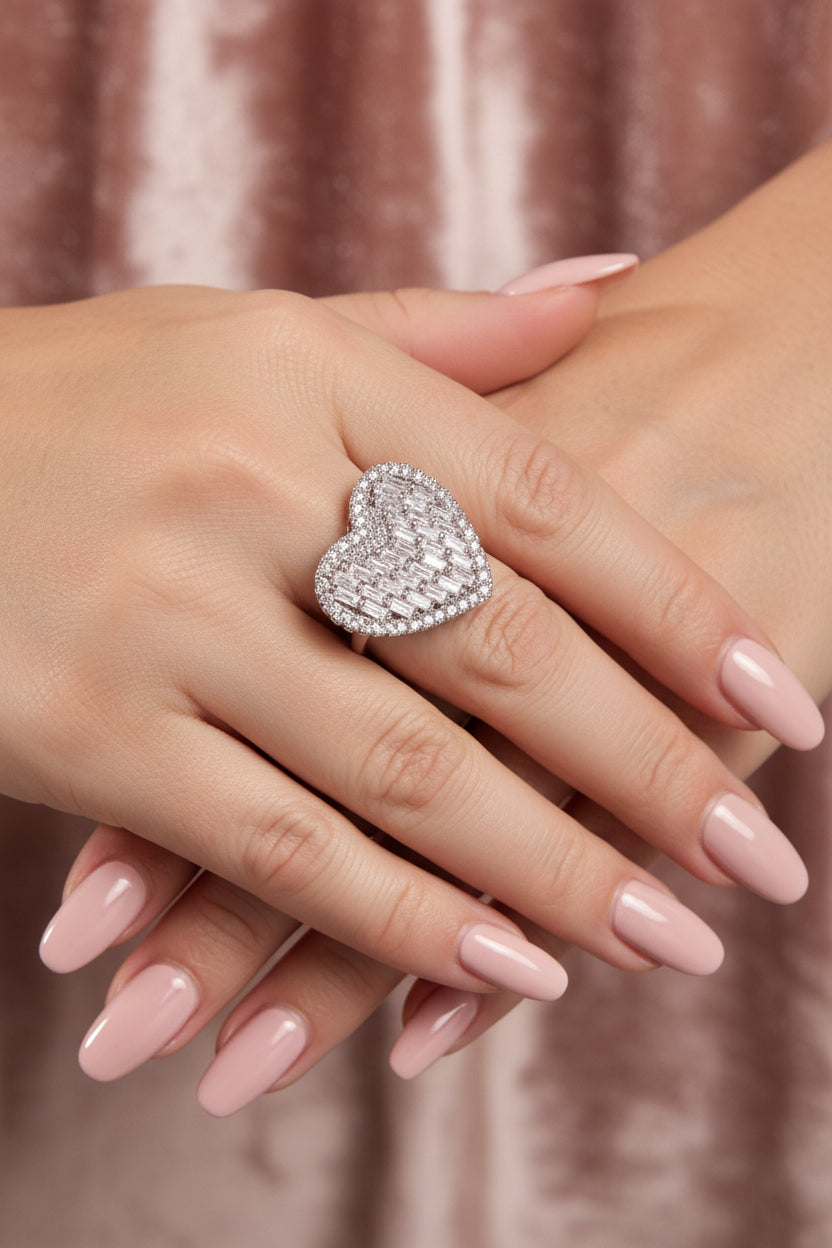 WHG CLEAR BAGUETTE CRYSTAL RING