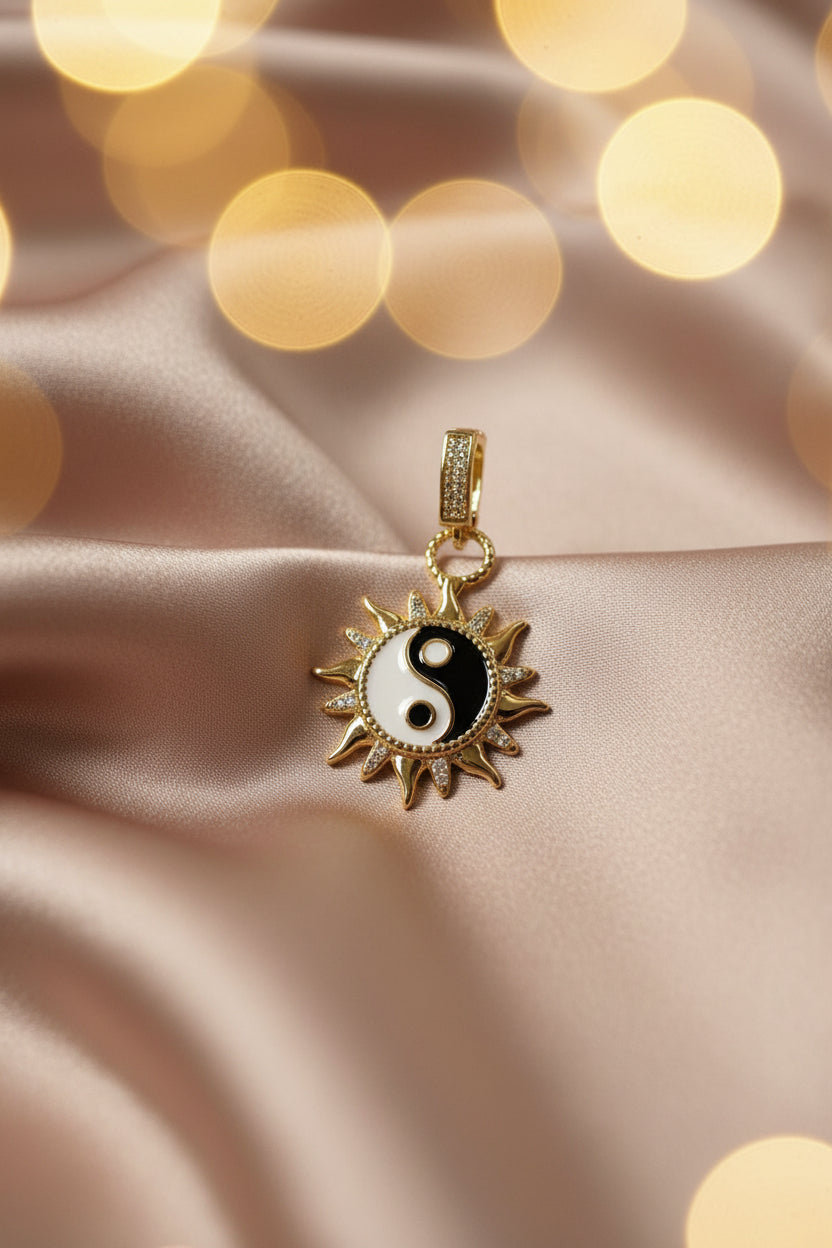 14K YIN YANG SUNBURST PENDANT