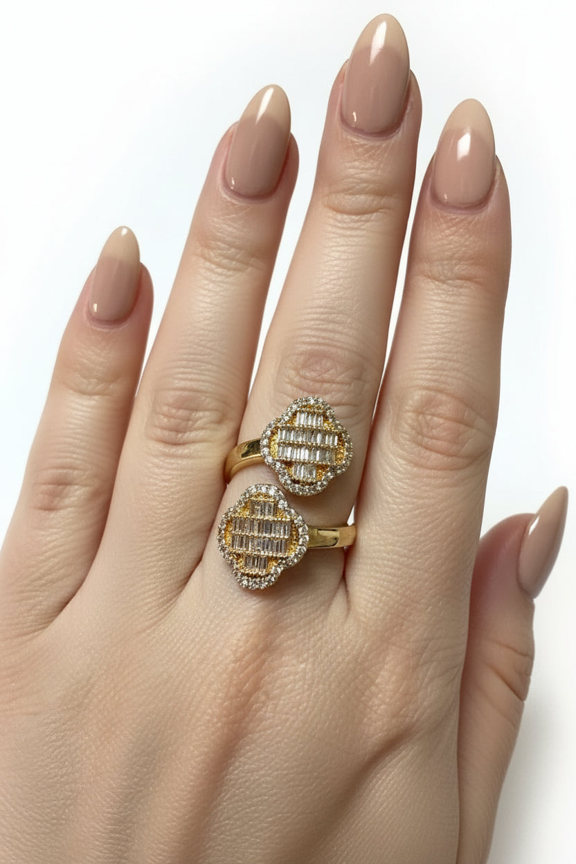 14K CLEAR BAGUETTE CLOVER WRAP RING