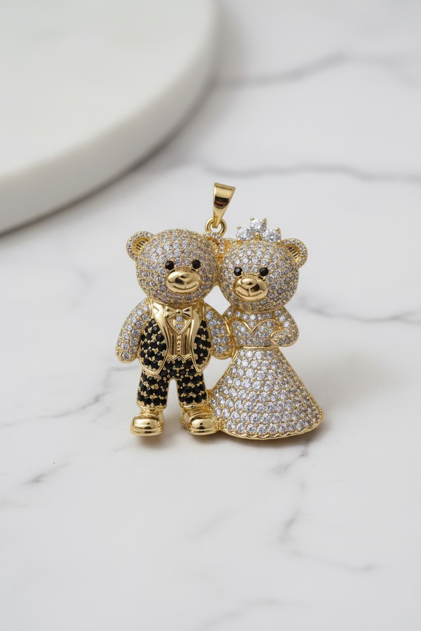 14K BRIDE AND GROOM TEDDY BEAR PENDANT XP