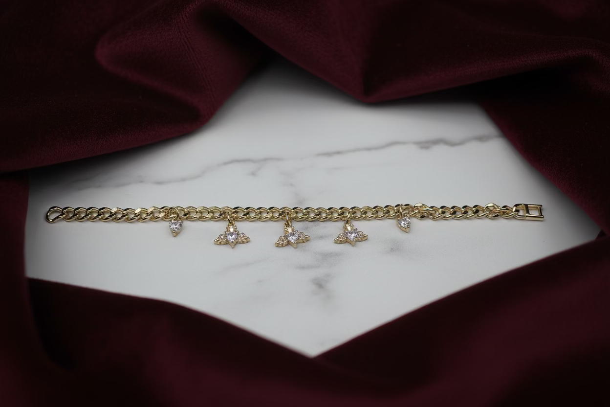 14K CURB LINK CHAIN BRACELET WITH ANGEL CHARMS RQ376