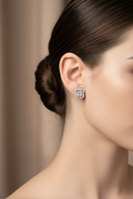 WHG CLEAR CLOVER STUD EARRING RQ