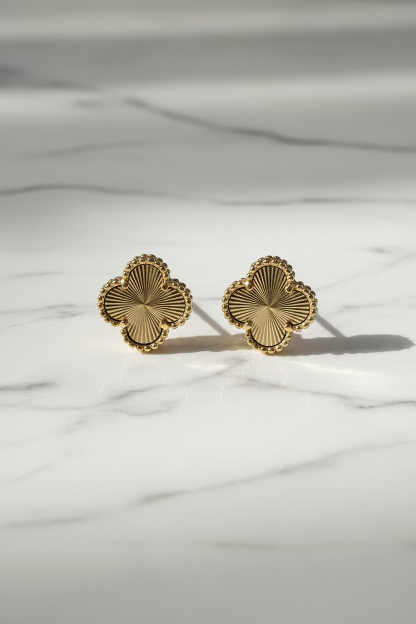 14K CLOVER STUD EARRING TF51A