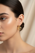 14K GREEK KEY DESIGN EARRING R-26190002