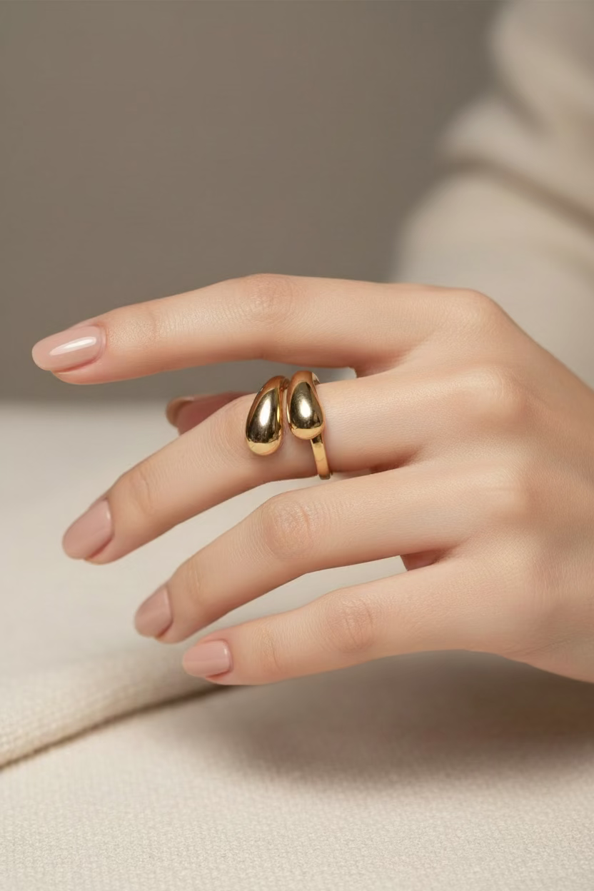 14K TEARDROP RING