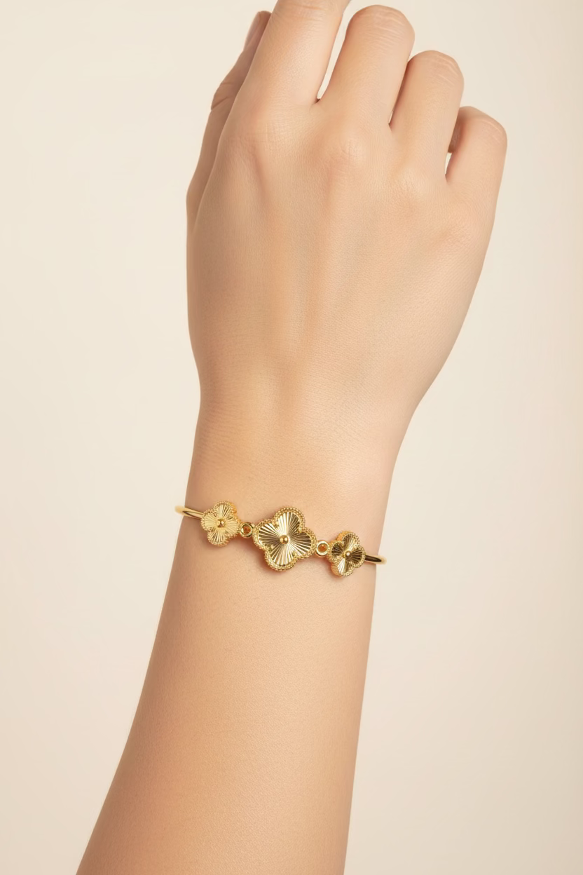 14K THREE CLOVER OPENCUFF BRACELET CH-23900001