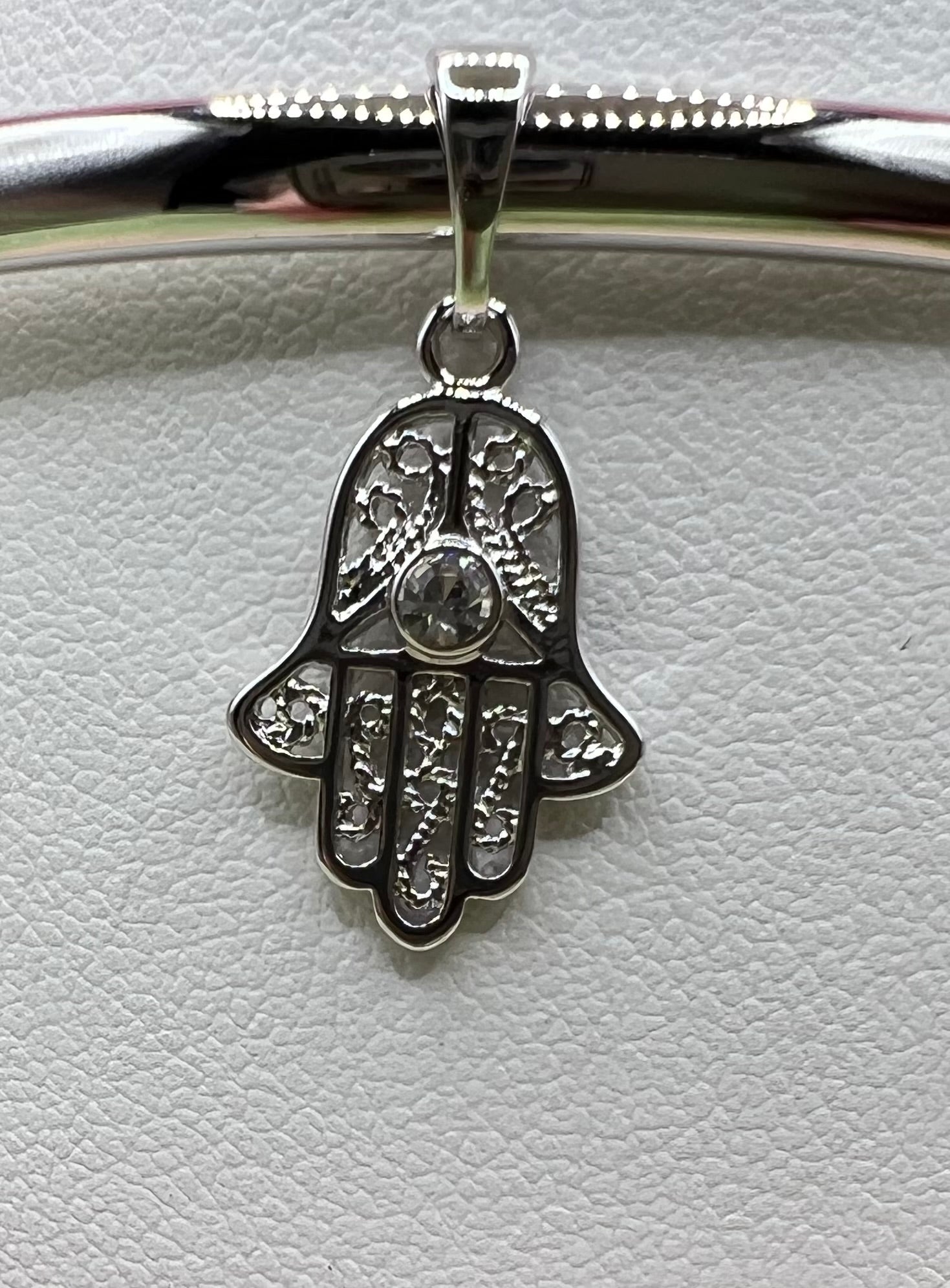 WHG Fatima Hand Pendant SYX-0213PJ