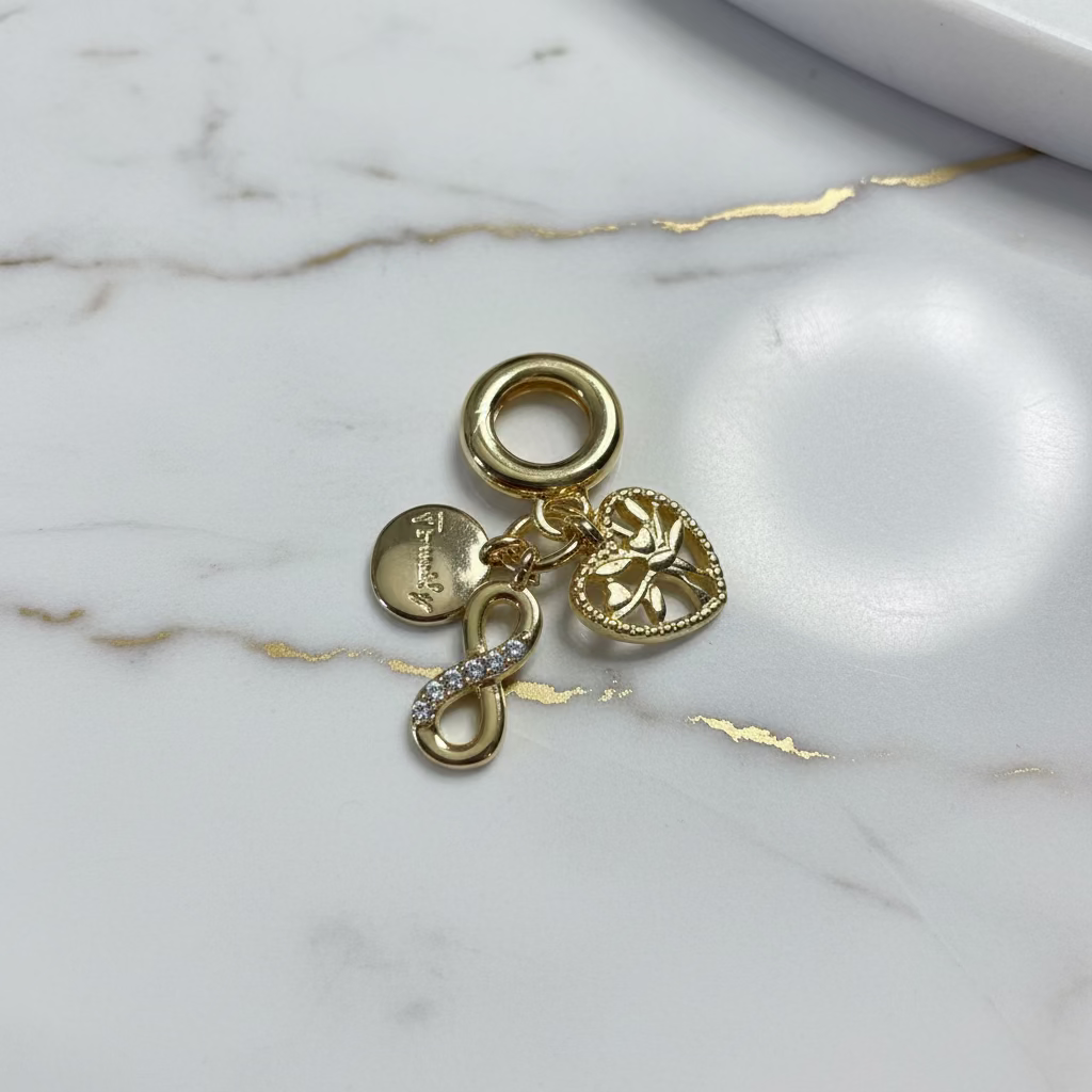 14K FAMILY INFINITY TRIPLE DANGLE CHARM PANDORA