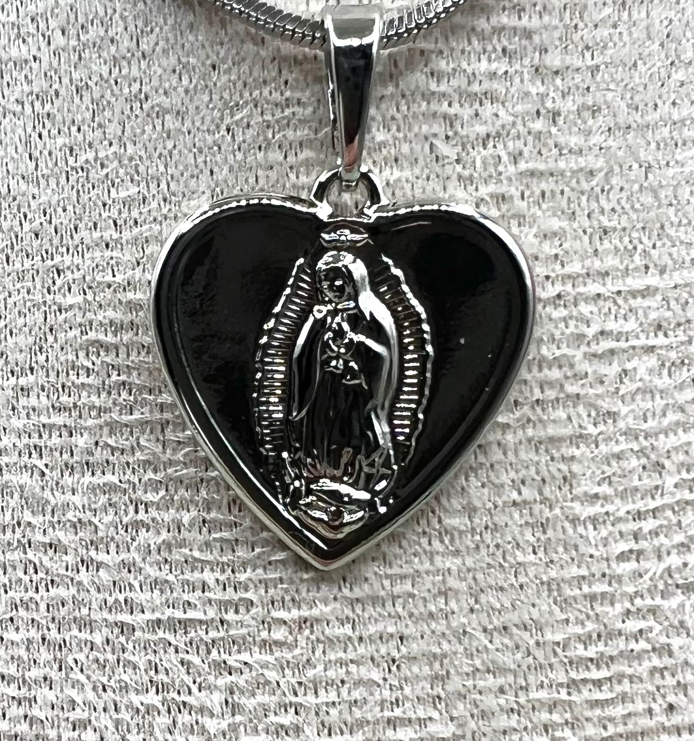 WHG Virgin Heart Pendant 17-6204