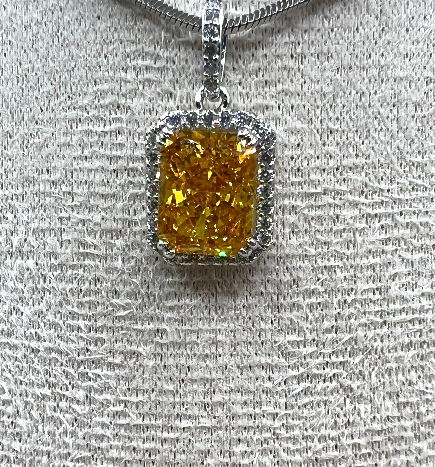 WHG Rectangle Pendant PCF-0142
