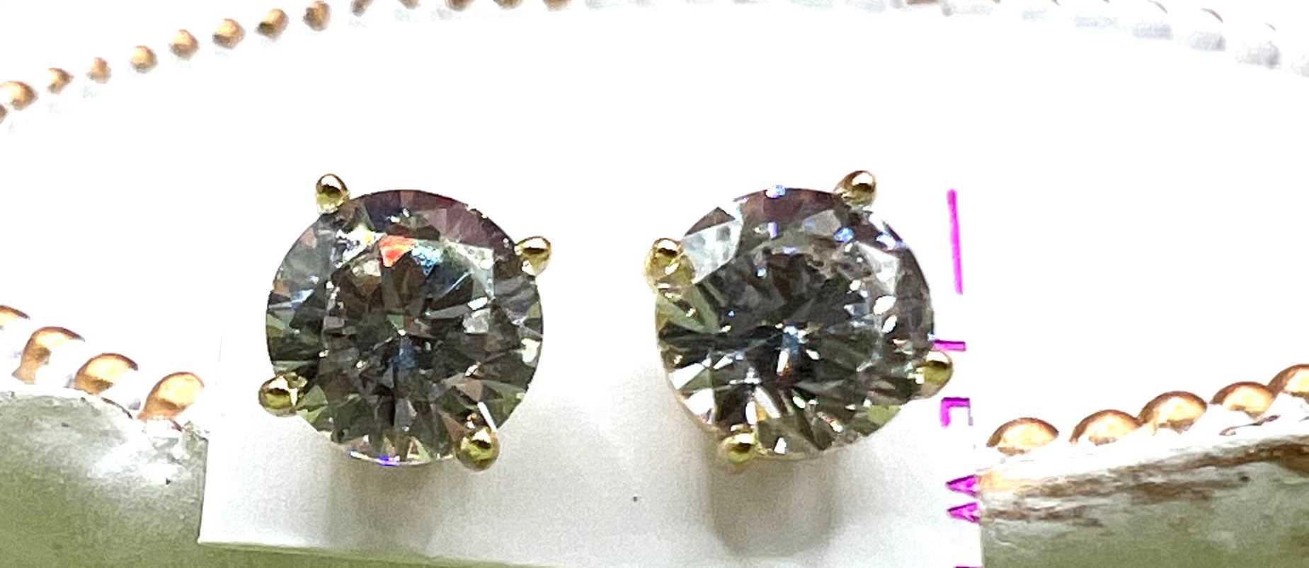 14K Round Stud EYX-0031-7MM