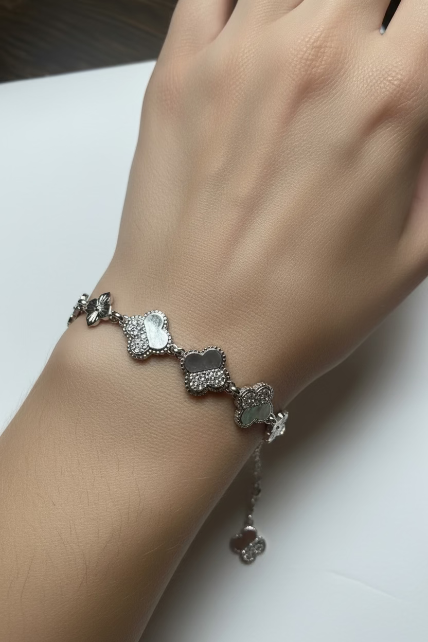 WHG MULTI-MOTIF CLOVER BRACELET