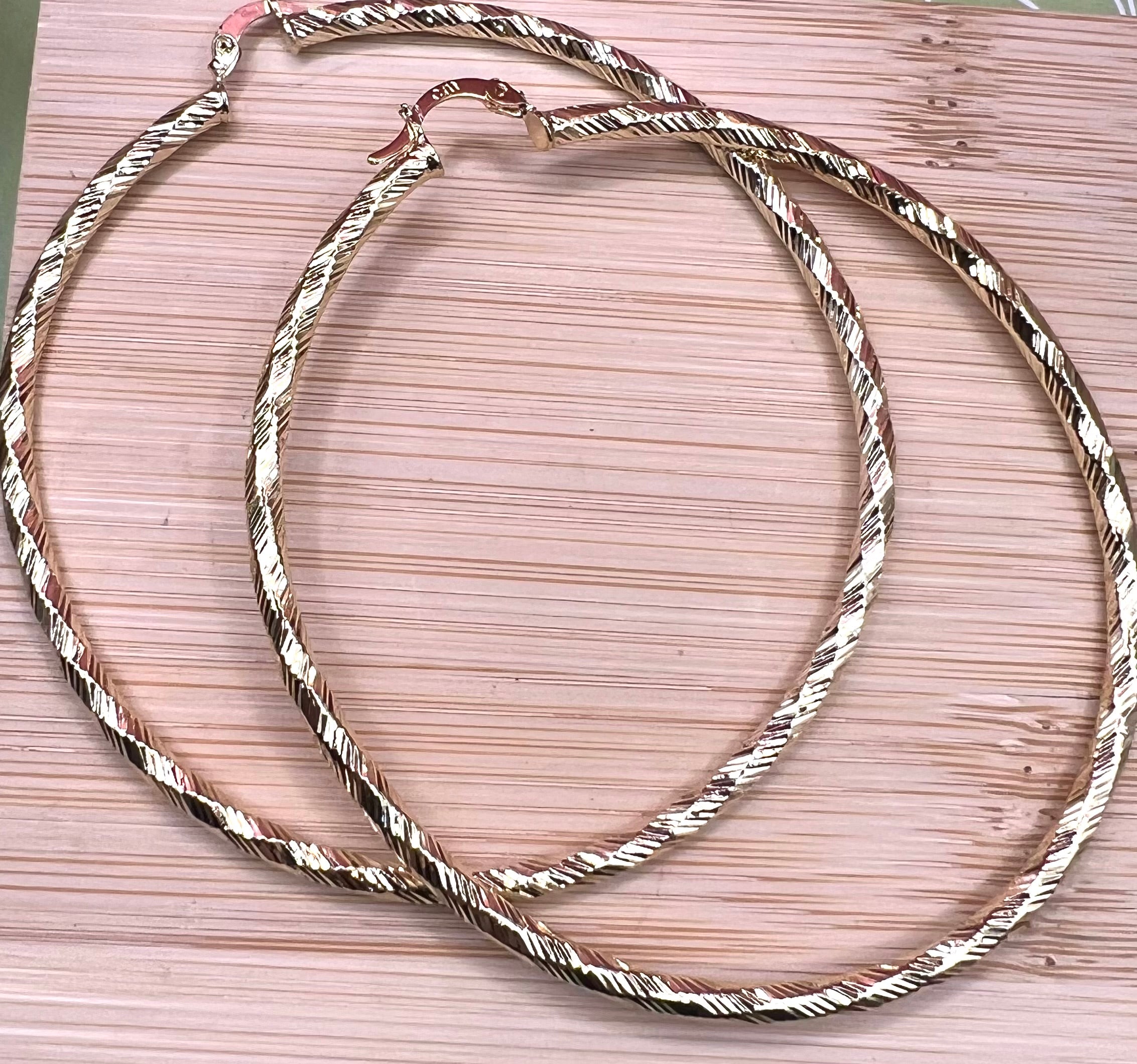 14K Hoop Earings R-21480039