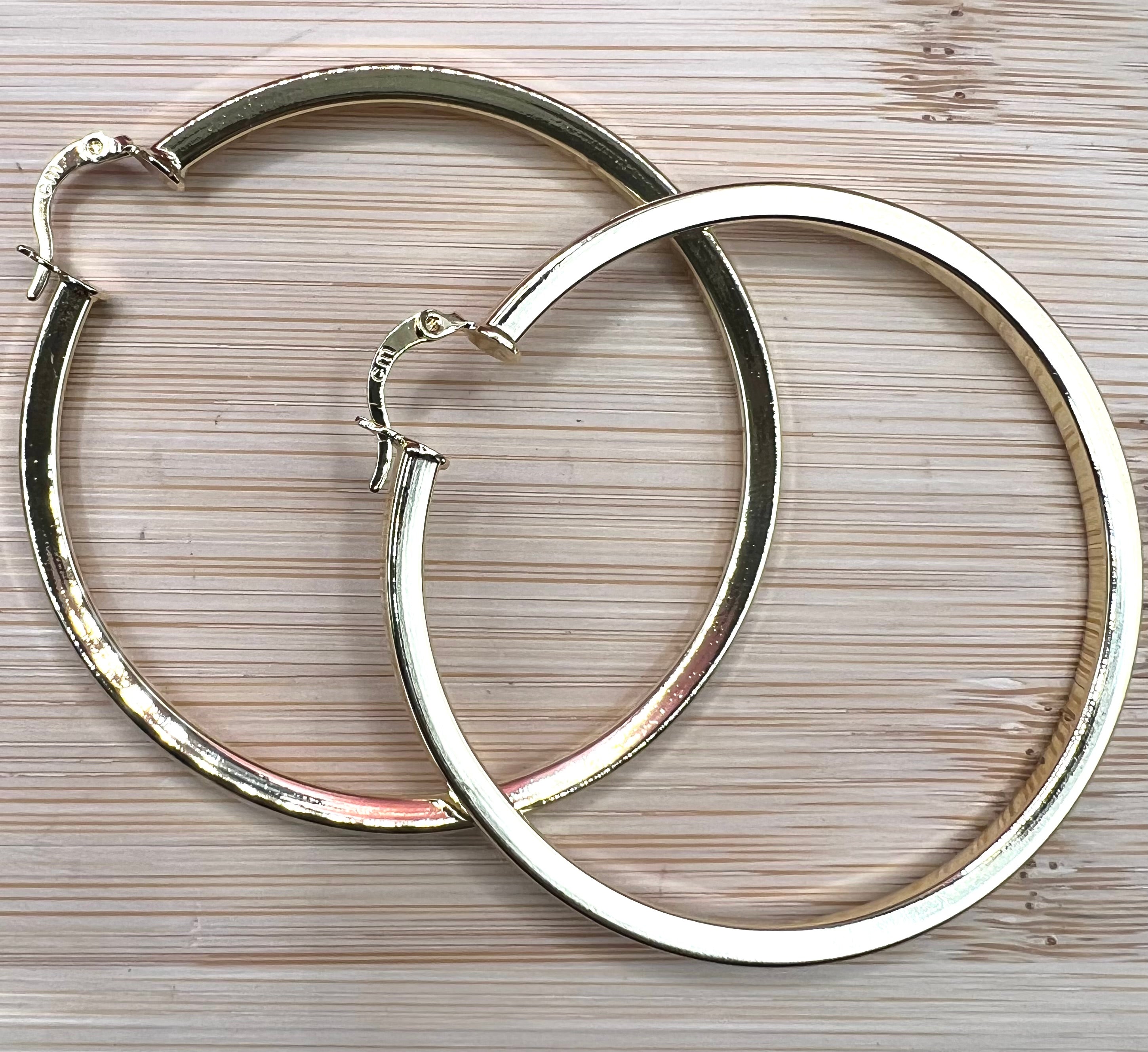 14K Hoop Earings R-32990002