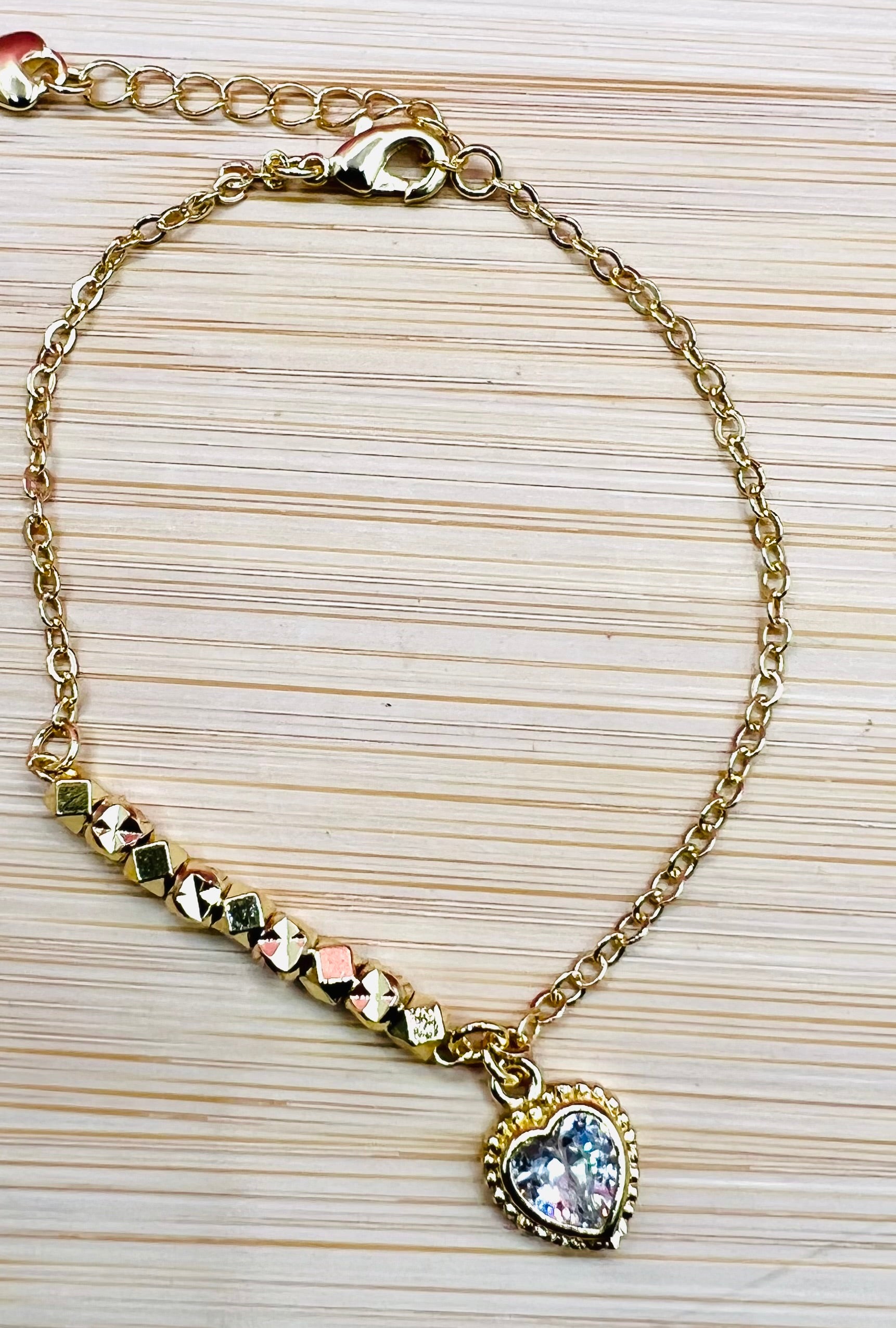 14k Heart Bracelet OS-07200001