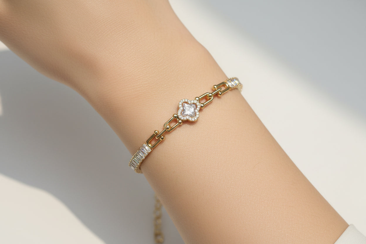 14K  CENTRAL CLEAR CLOVER TENNIS BRACELET RQ