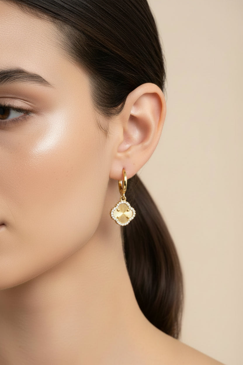 14K CLOVER-SHAPED DANGLE EARRING GT-08550004