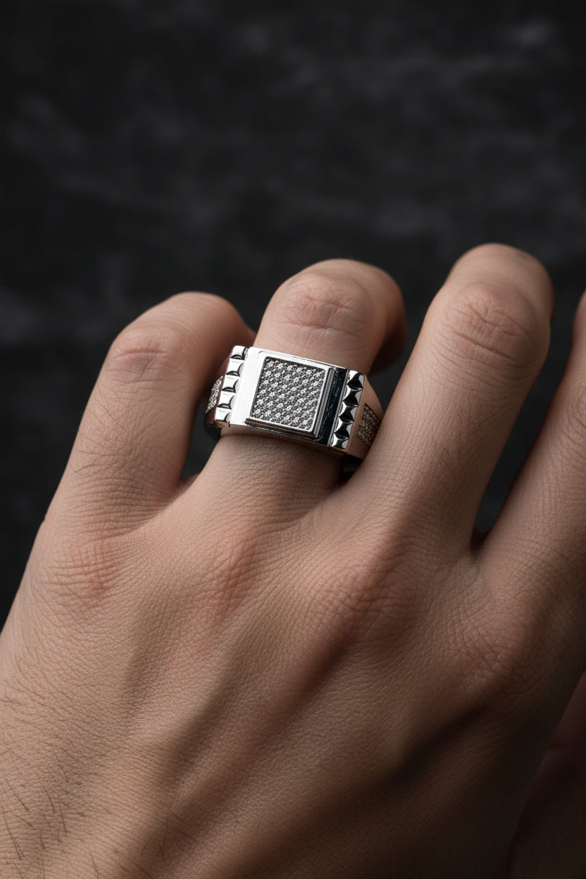 WHG MENS "CZ" SIGNET-STYLE RING