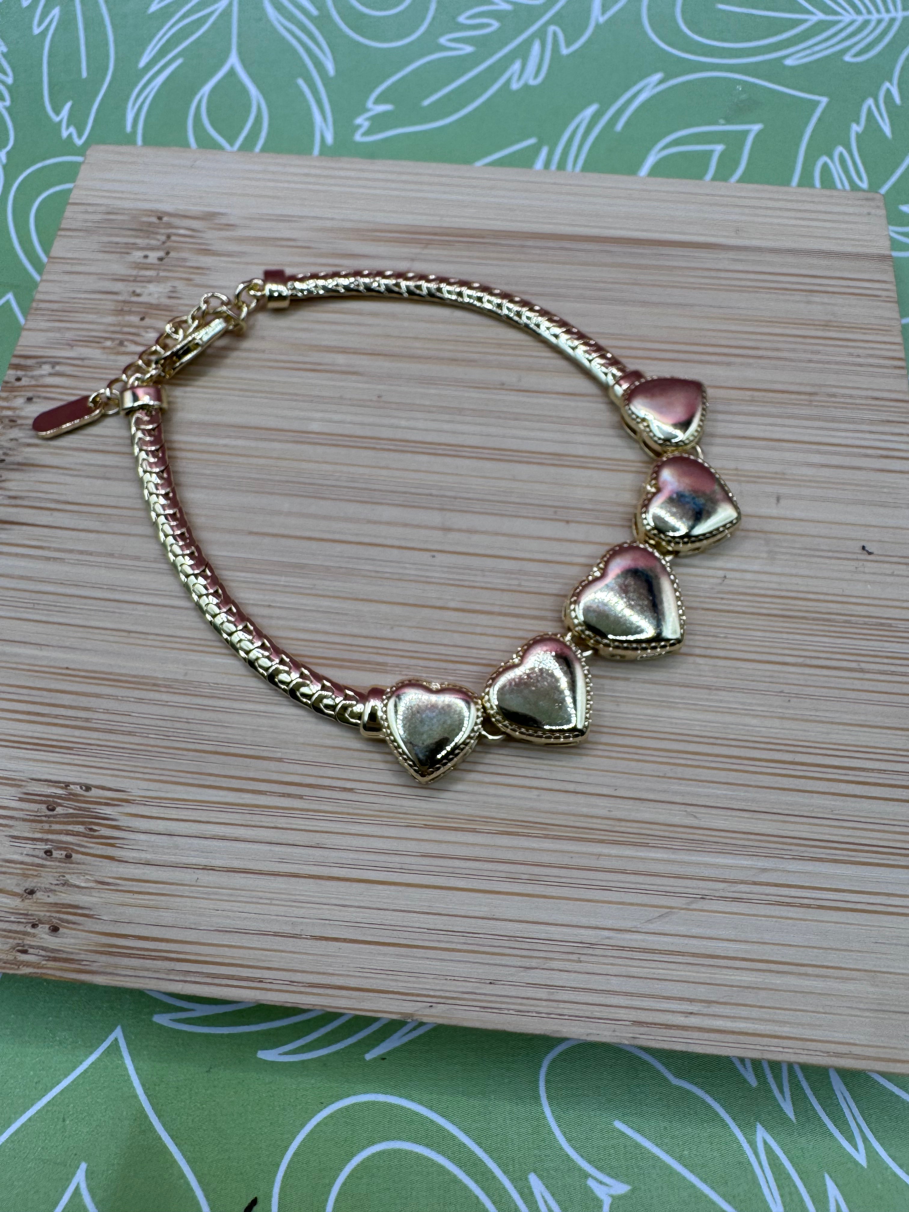 14K Heart Bracelet CS-19110001