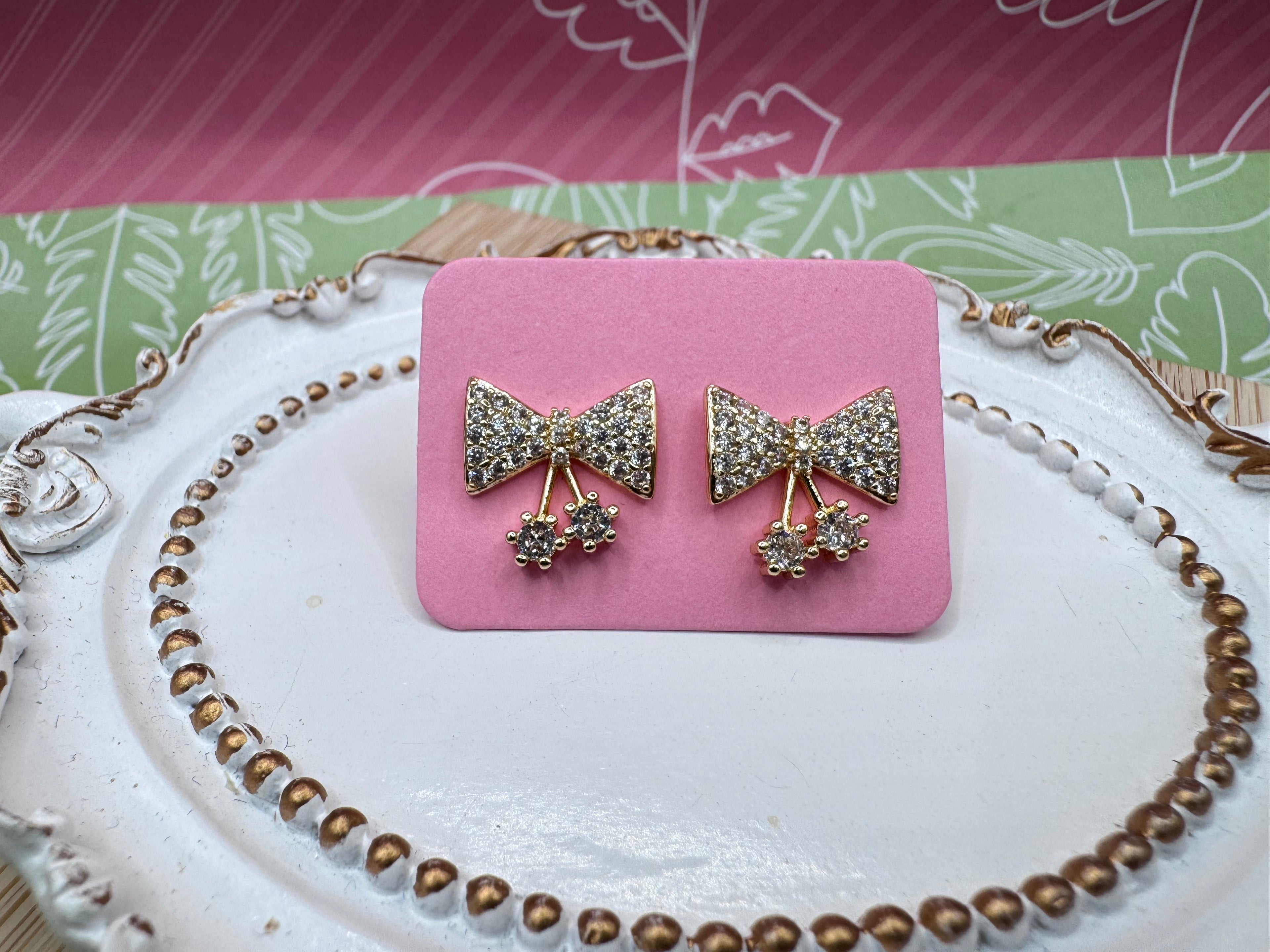 14K Bow Stud Earring RQ331