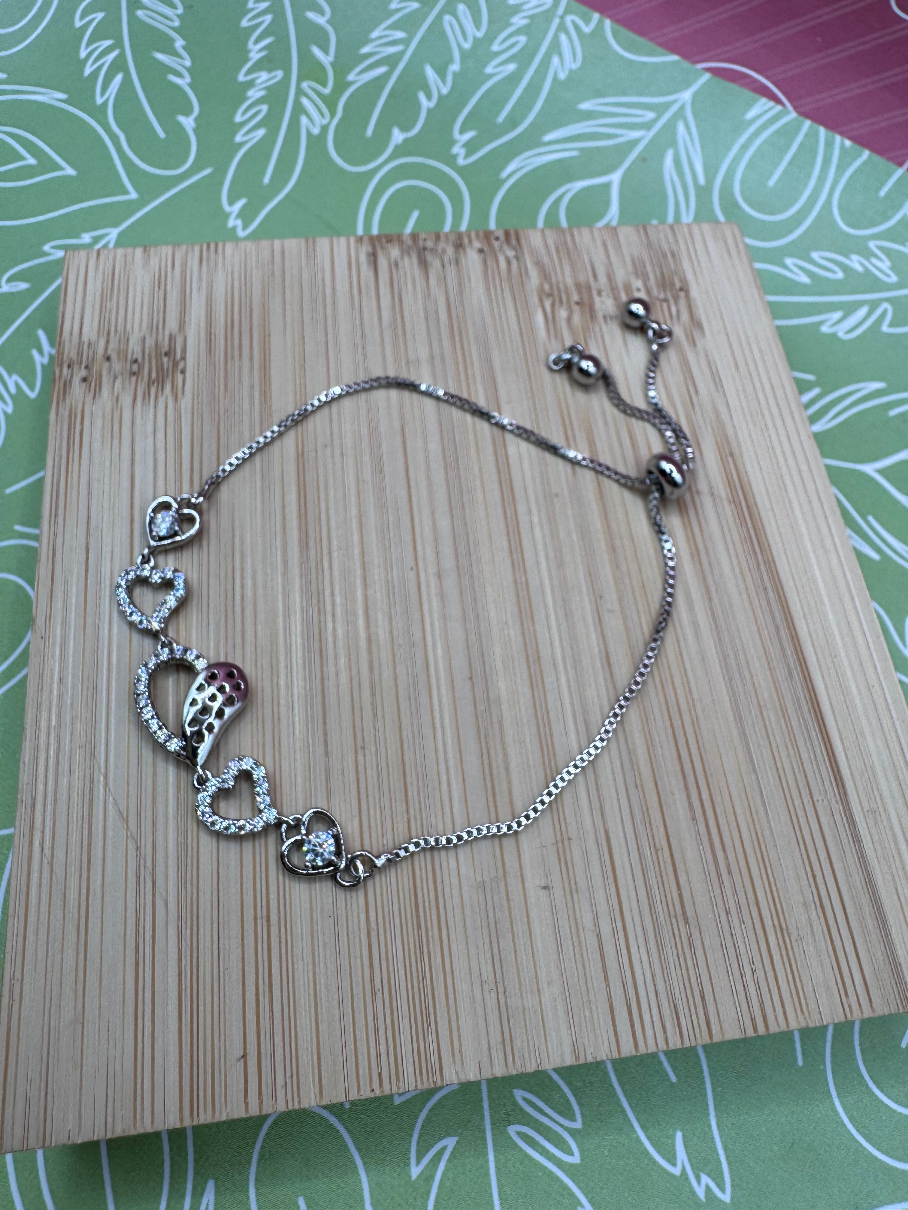 WHG Heart Bracelet Adjustable