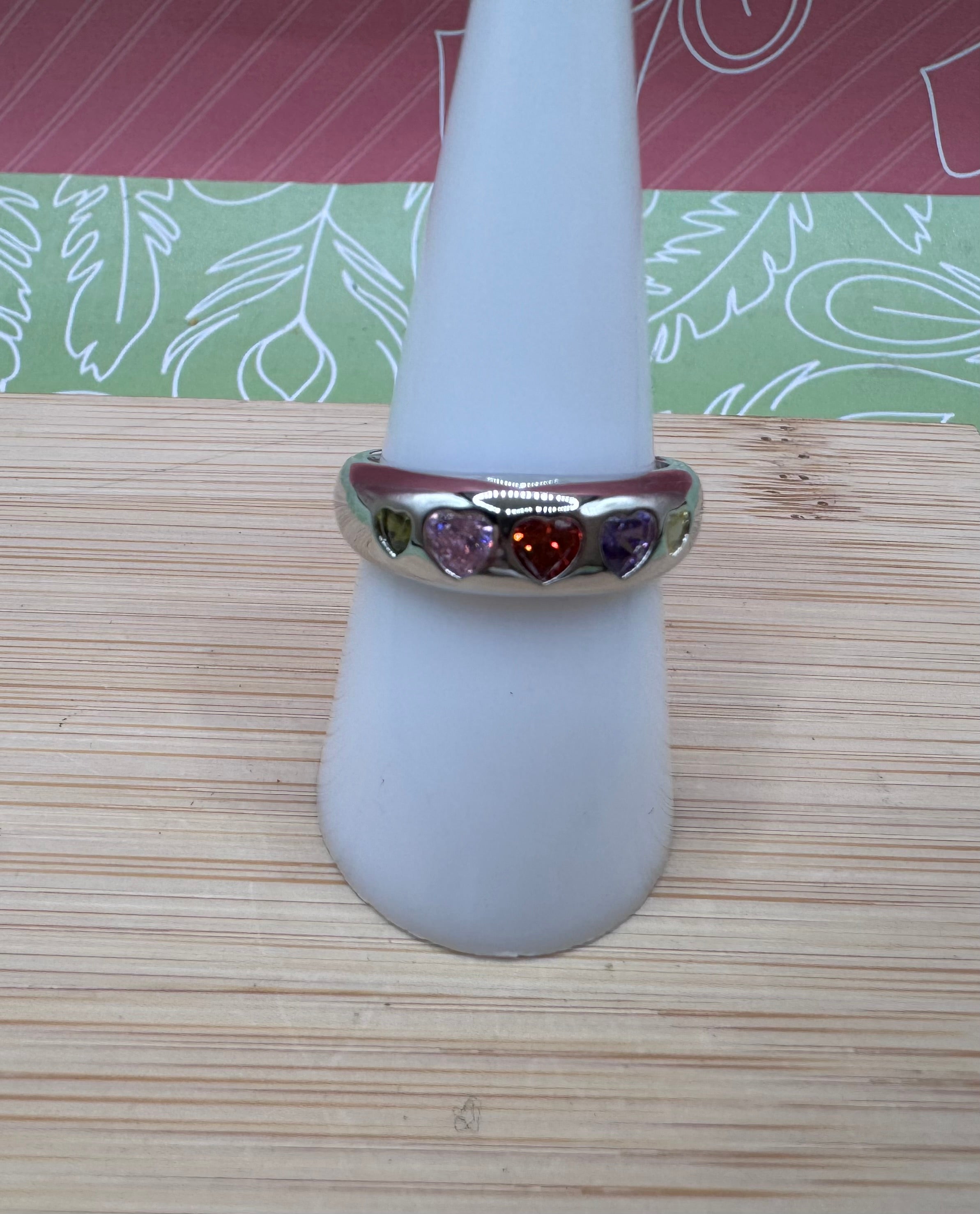 WHG MULTI-COLOR HEART RING