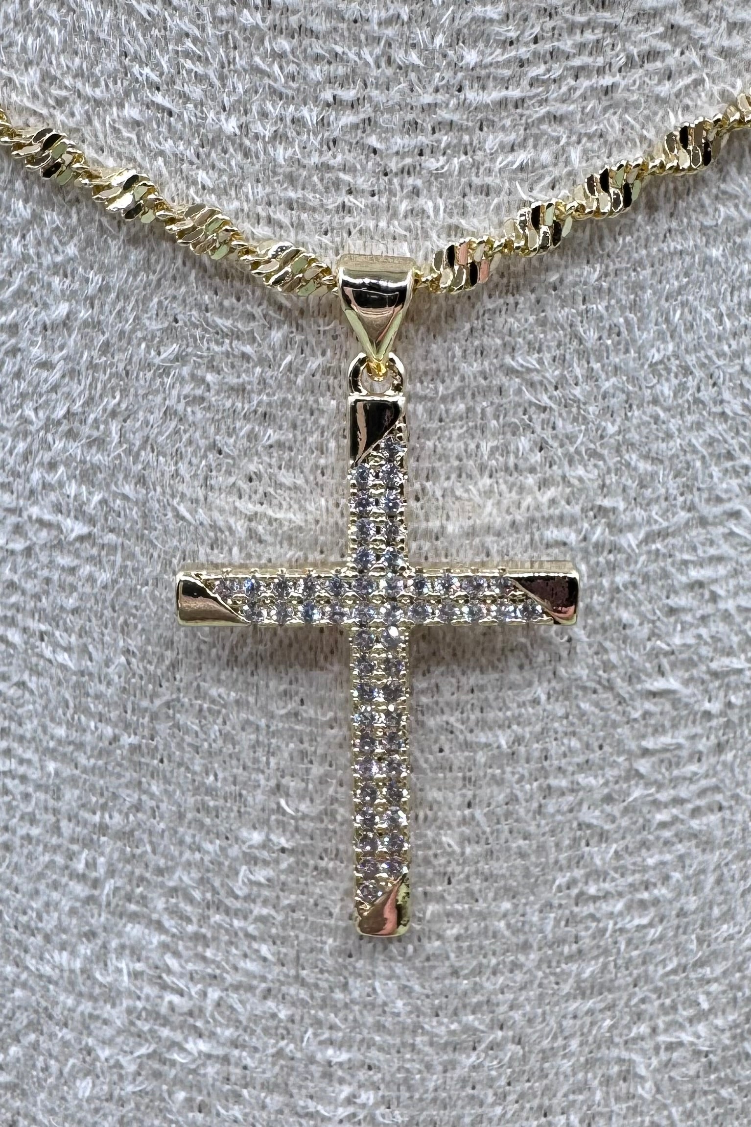 14K DIAMOND CUT CROSS DC-30500180