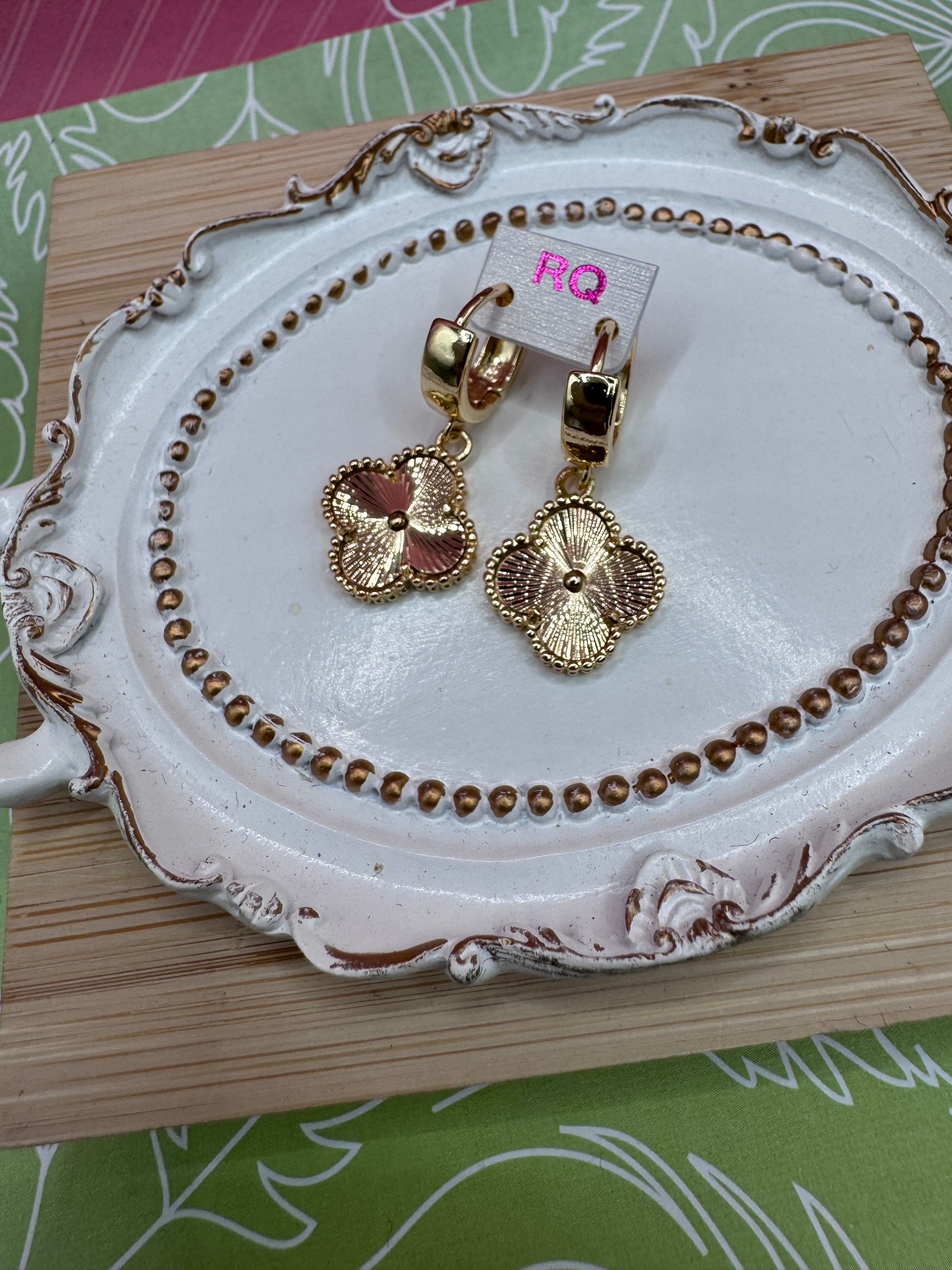 14K CLOVER DANGLE EARRINGS RQ237