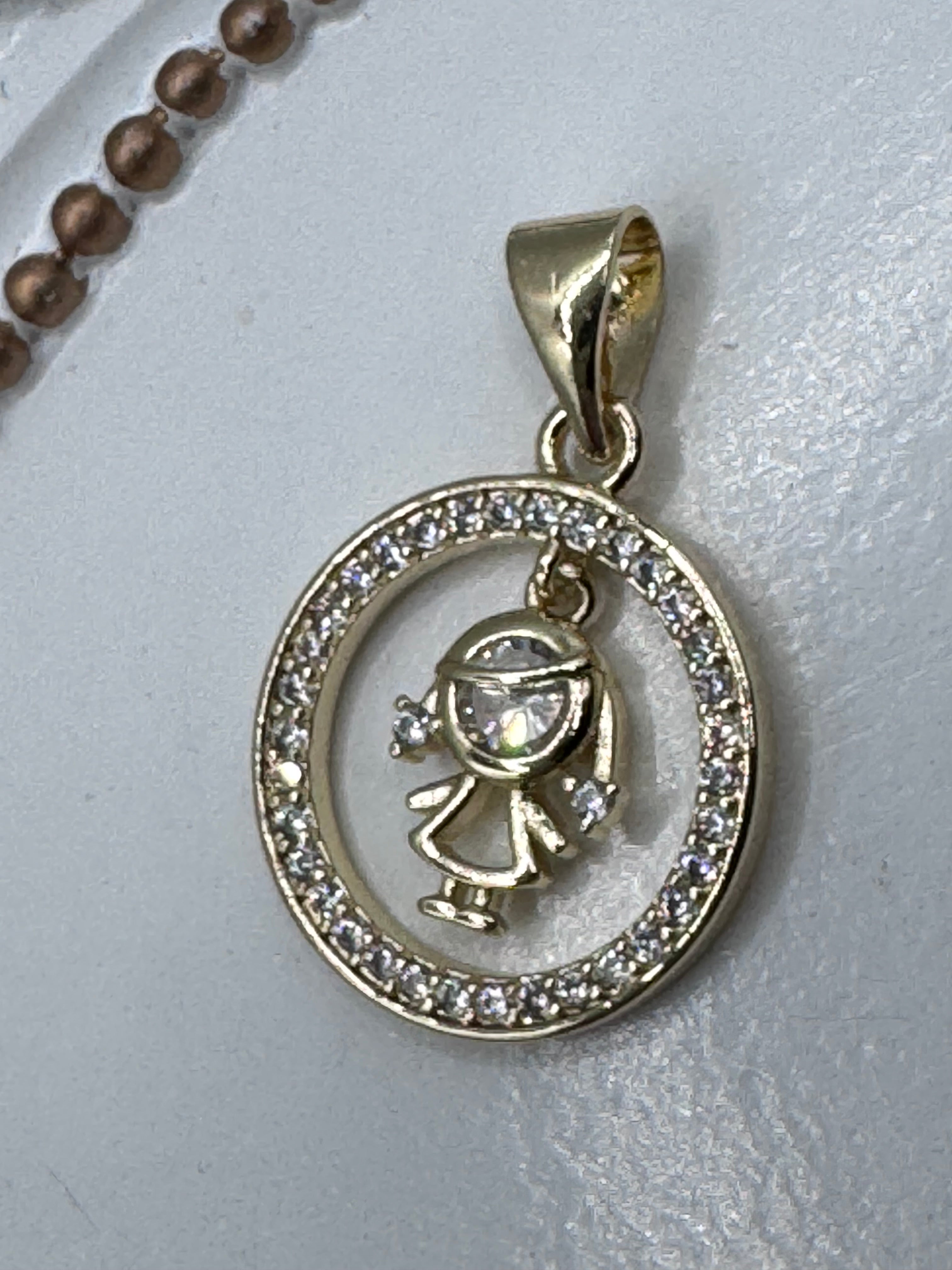 14K GRIL PENDANT CM