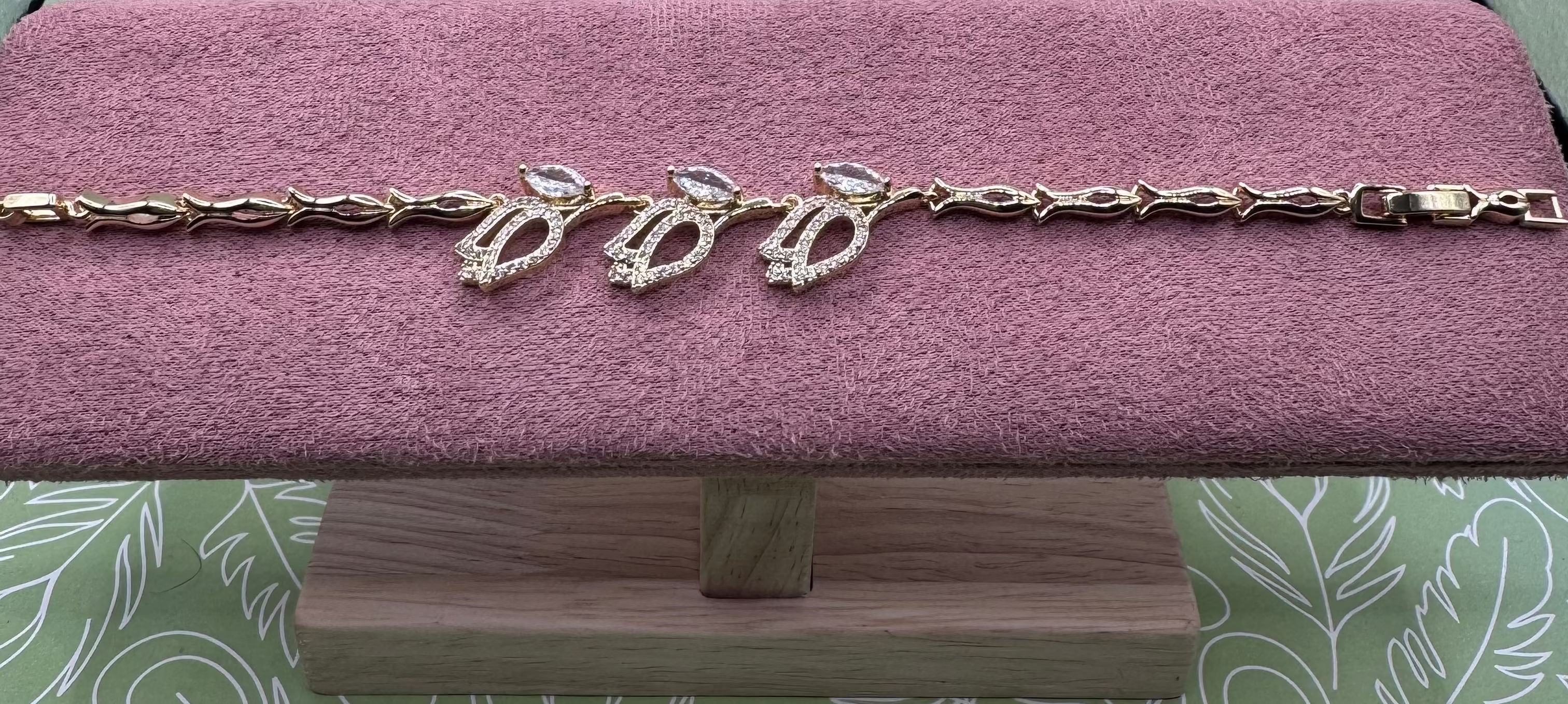 14K CLEAR FLOWER BRACELET MS-22680005