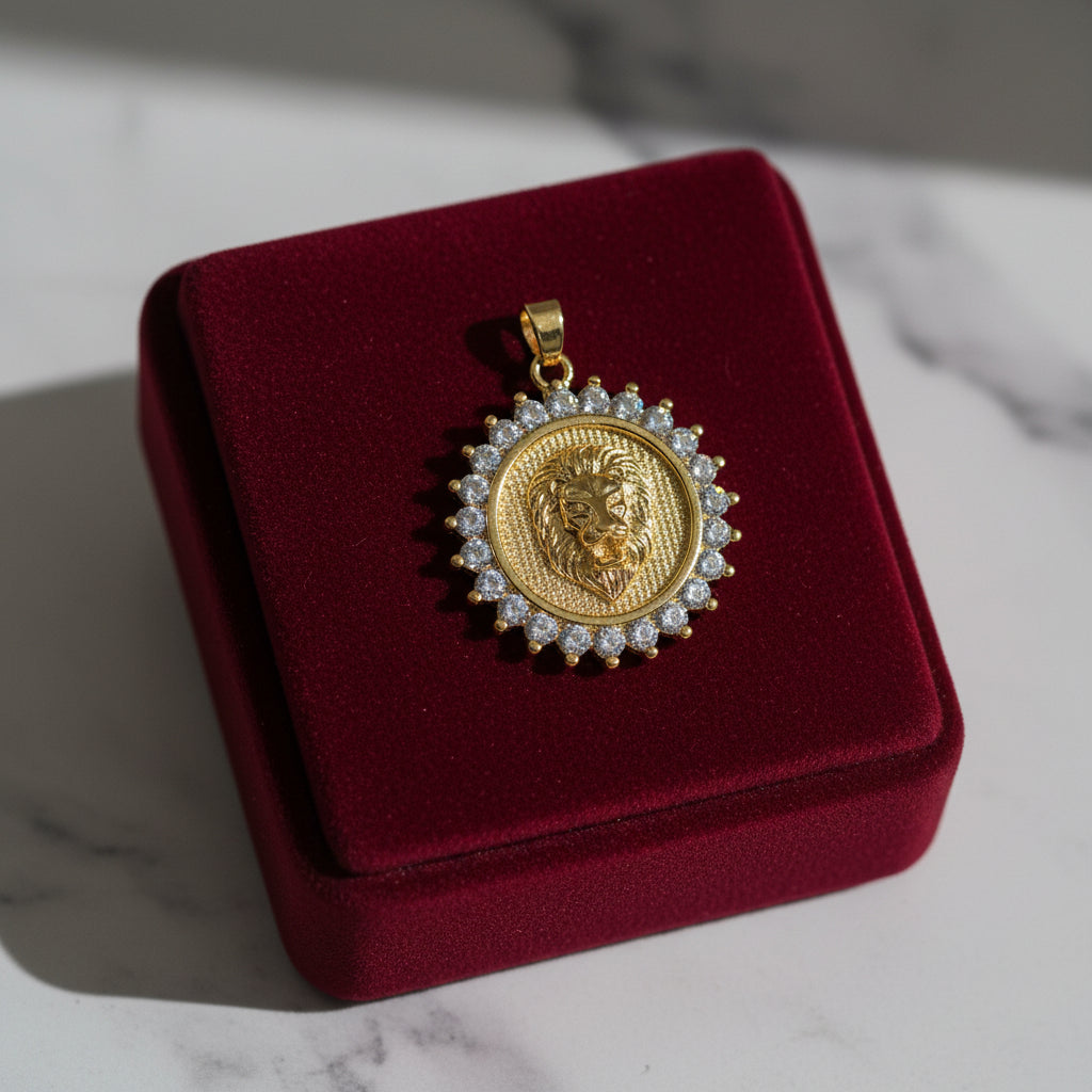 14K CIRCLE LION HEAD PENDANT