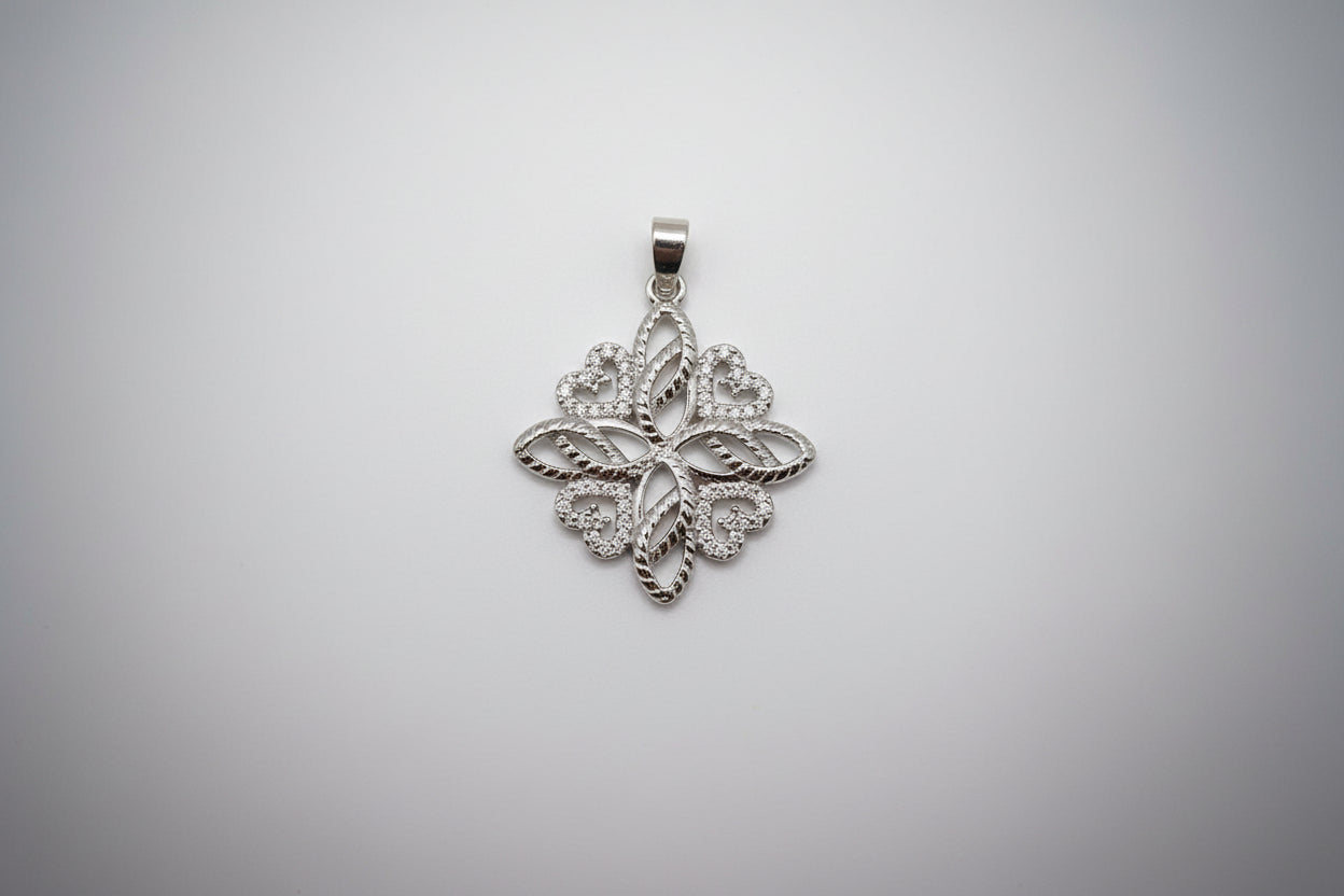 WHG MAGIC KNOT PENDANT