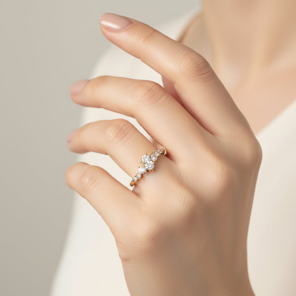 14K DELICATE CLUSTER STYLE RING X001241940