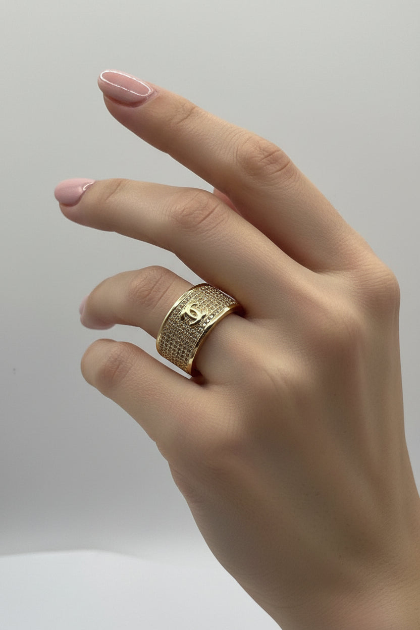 14K WIDE-BAND FASHION RING WITH CC LOGO