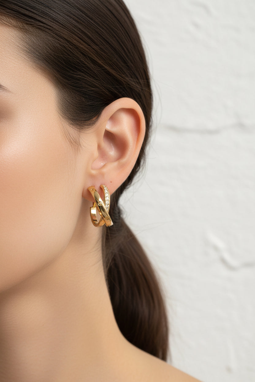 14K INTERLOCKING DESIGN HOOP EARRING JCF491A