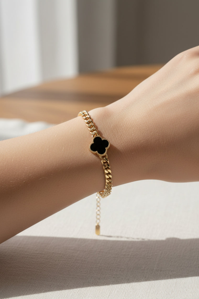 14K BLACK CLOVER MOTIF BRACELET OS-10720002