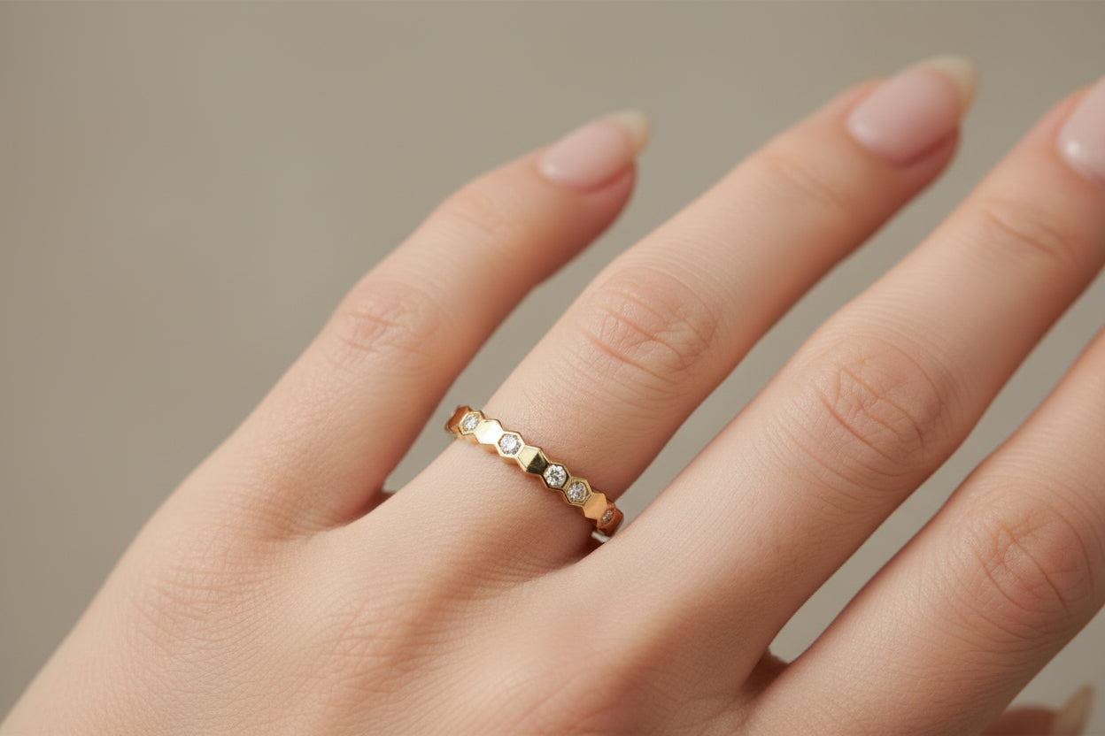 14K CLEAR WAVY PROFILE RING X001216369