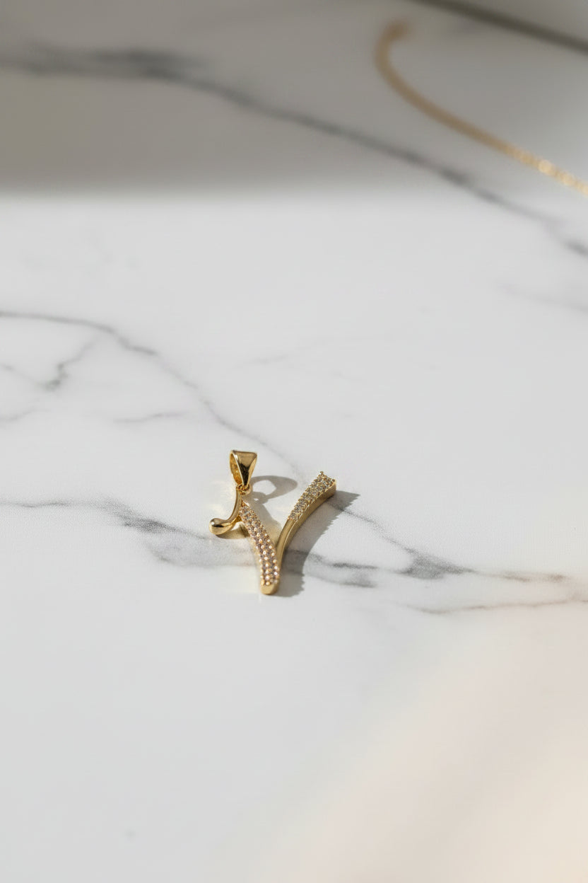 14K INITIAL "V" CHARM PENDANT GS-09050024