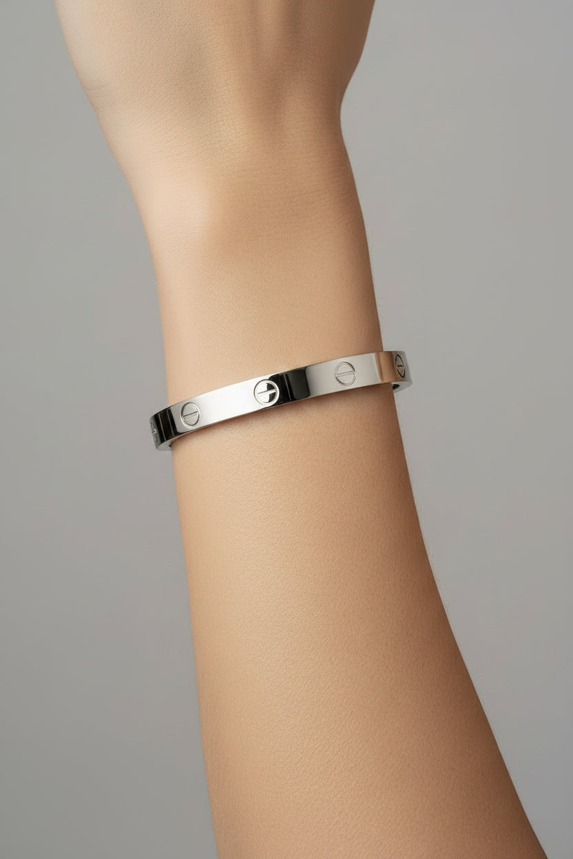 WHG CARTIER LOVE BRACELET