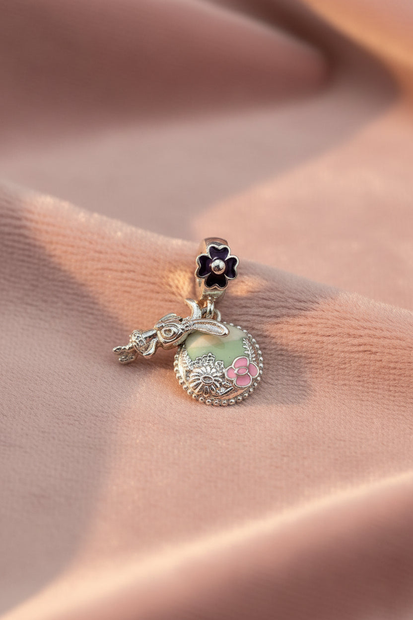 WHG PANDORA DISNEYS PARK PENDANT