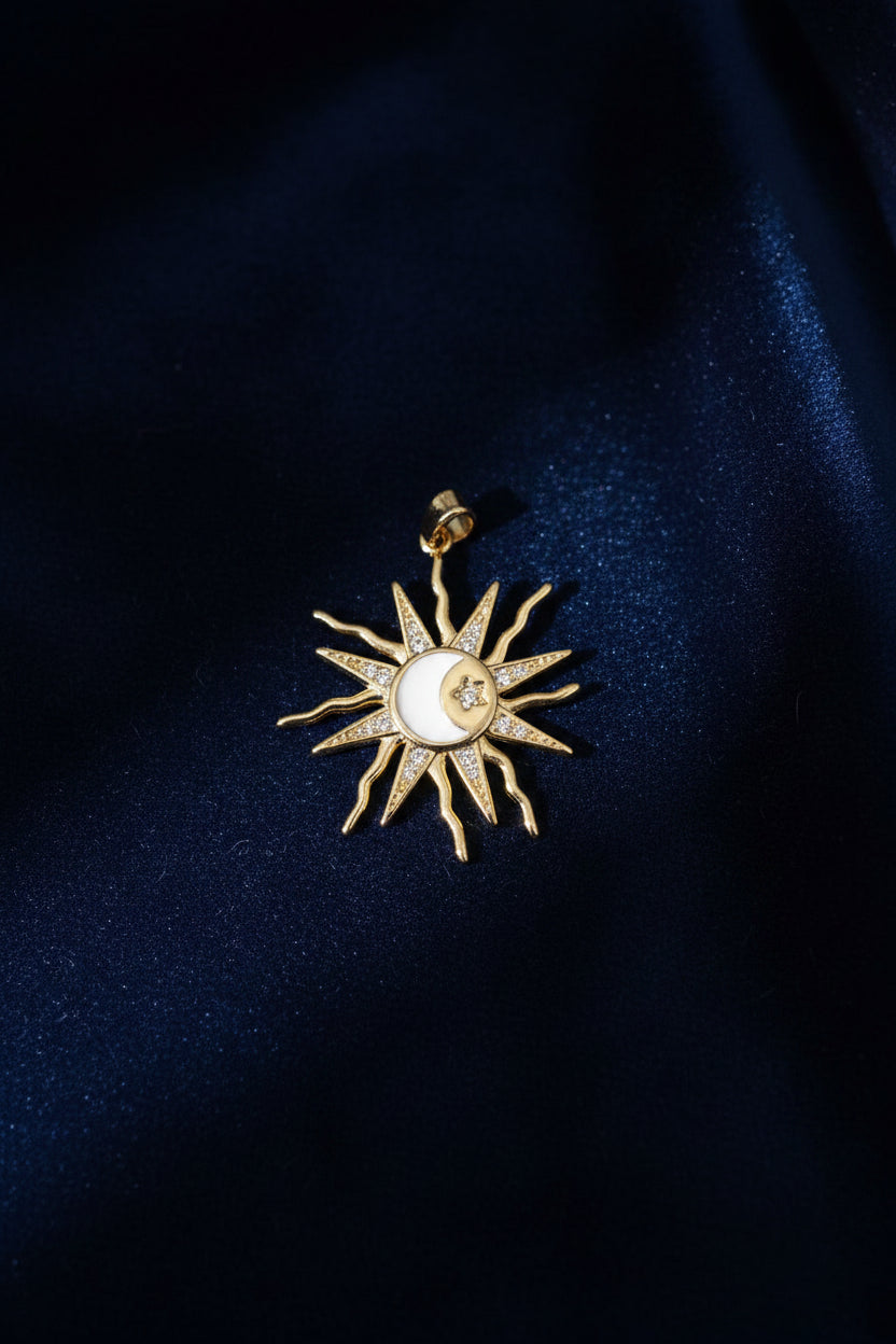 14K CRESCENT MOON PENDANT
